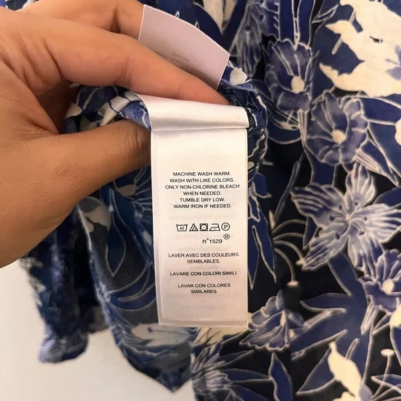 Ralph Lauren Blue Floral Top, Women’s size small - Picture 4 of 9